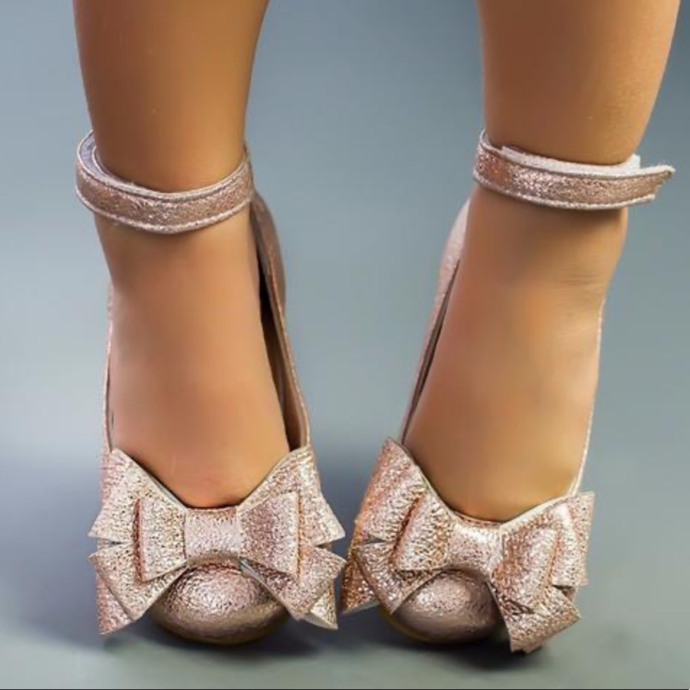 Itty Bitty Toes Rose Gold Shoes